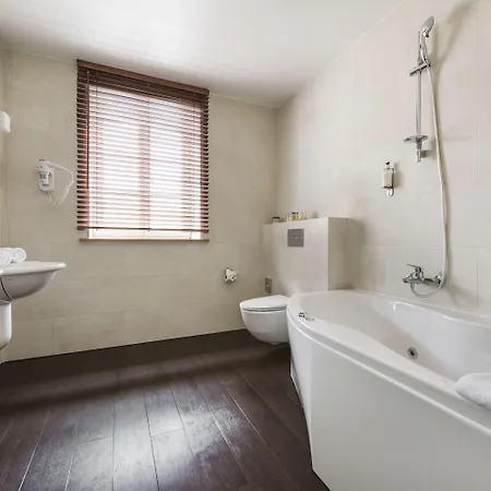 Hotel Amberton Cozy 4*