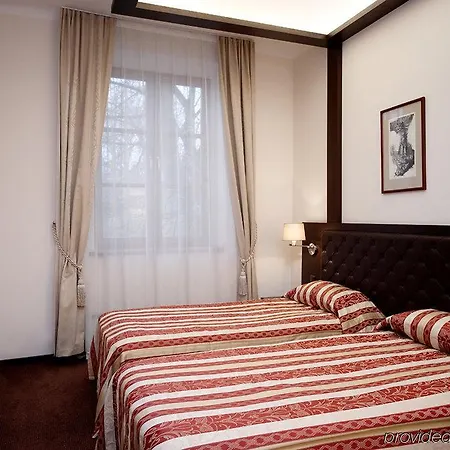 Amberton Cozy Hotel 4*