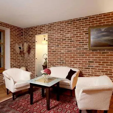 فندق Amberton Cozy كاوناس