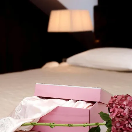 Amberton Cozy Hotel 4*