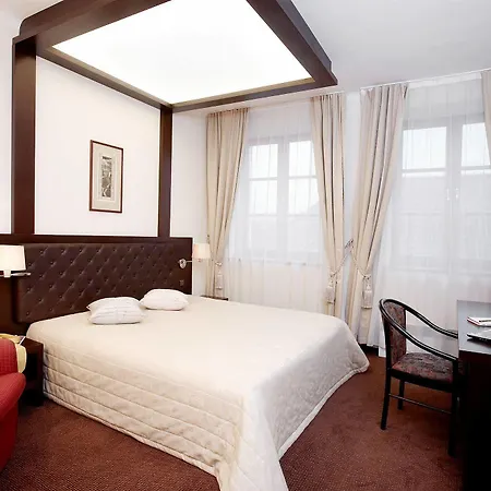 Amberton Cozy 4*