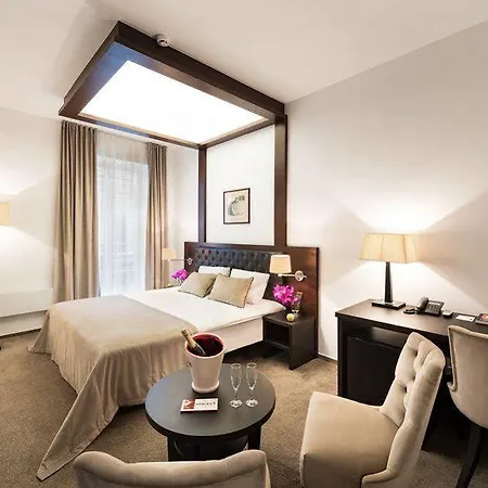فندق Amberton Cozy