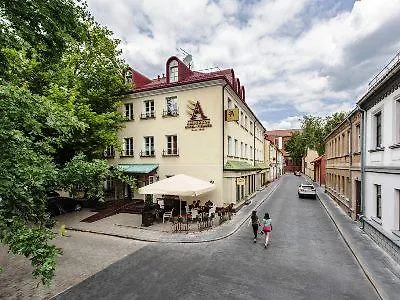 考纳斯安伯顿舒适酒店 酒店 考纳斯