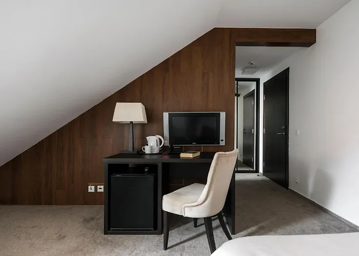 Amberton Cozy 4* קובנה