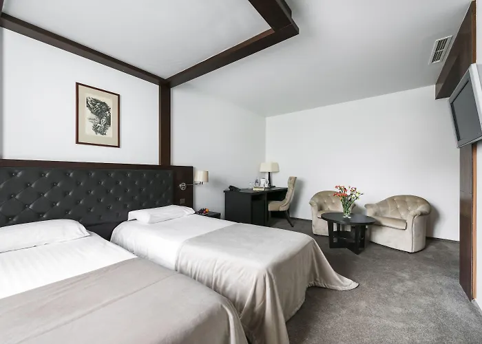 Amberton Cozy מלון 4*