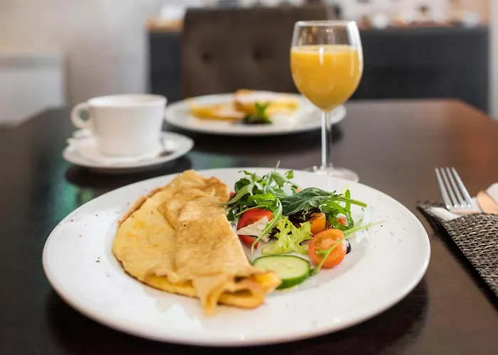 考纳斯安伯顿舒适酒店