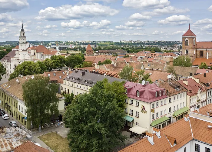 考纳斯安伯顿舒适酒店 考纳斯